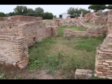 04982 ostia - regio i - insula xix - komplex (i,xix,1) - ostseite - suedostecke - bli ri norden - 09-2023.jpg